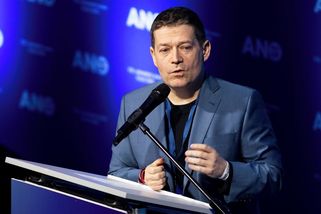 Nacher na radu známého investoval statisíce do údajně podvodné kryptoměny - Seznam Zprávy