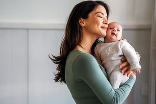 Je vám 50+ a pořád se neumíte vyrovnat s tím, že nemáte děti? Změňte pohled
