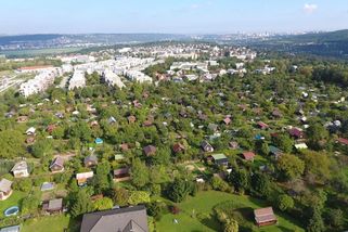Venkov uprostřed města. Zahrádky se dědí, jiné cesty jsou drahé a složité - Seznam Zprávy