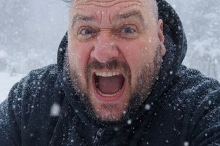 Slezlá kůže a černé nehty. Když mě zradilo vlastní tělo, ozvala se sestra, které jsem ublížil - Médium.cz