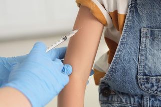 Policie řeší úmrtí neočkovaného dítěte na záškrt. Rodičům může hrozit trest - Seznam Zprávy