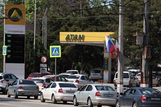 Produkce benzinu v Rusku pokrývá jen 65 procent poptávky - Novinky