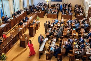 K přehlasování veta se Sněmovna sejde 25. srpna, řekl Šťastný - Novinky