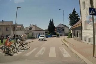 Nezodpovědní cyklisté vs. auto: Kontroverzní video rozdělilo internet a ukázalo, že občas může být tragédie hodně blízko - Garáž.cz