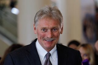 Peskov si stěžuje na špatnou indoktrinaci dětí na školách - Novinky