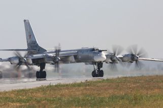 Ukrajinci zničili ruský strategický bombardér Tu-95 - Novinky