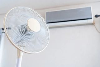 Vypočítali jsme, jaká je spotřeba klimatizace nebo větráku, pokud vám běží 24 hodin denně