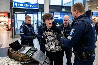 Šmírovací schopnosti Windows dostaly hackera za mříže. Microsoft umí sledovat uživatele podle ID zařízení