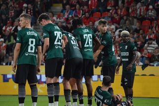 Karviná vyloučena z ligy, odvoláním potopí Duklu. Kdo se otočí ke klubu zády a je to spravedlivé? - Médium.cz