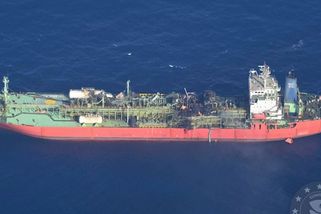 Piráti unesli v Adenském zálivu tanker - Novinky