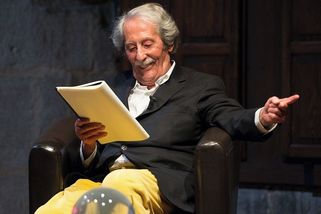 Jean Rochefort byl otcem pěti dětí, miloval ženy a ještě více koně, Angeliku označoval za seno - Médium.cz
