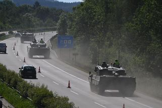 Armáda má skrytý dluh 175 miliard. Ani při vydávání 3,5 % HDP na obranu nezmizí, uvádí studie - Novinky