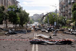 Fronta na Ukrajině se hroutí. Rusové se dostali nebezpečně blízko klíčovému Pokrovsku