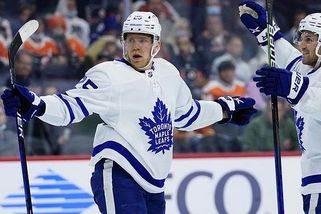 Toronto - Calgary 2:1 PP, Ondřej Kaše pomohl Torontu zdolat Calgary, Voráček zapsal 11. asistenci v sezoně - Sport.cz