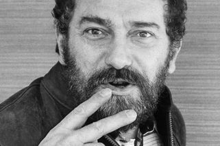 Jak Waldemar Matuška skončil ve vězení a jak si kvůli jedné soudružce nechal narůst vousy - Médium.cz