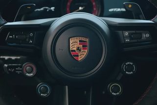 Zmenšit se a přežít. Audi a Porsche se snaží zachránit výrobu v Německu - Seznam Zprávy