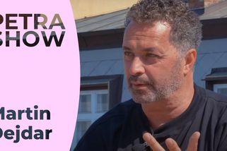 Myslela, že chodí s Milanem Heinem. Herec Dejdar o seznámení s manželkou | Petra Show