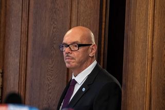 Plný chyb. Úřady ztrhaly Klempířův zákon - Novinky