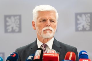 Macinka nečekaně zveřejnil SMS od Pavla, vytáhl starou bolístku. Prezident reaguje