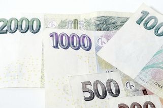 Během tří týdnů přišli manželé o pět milionů. Celková škoda je ještě vyšší