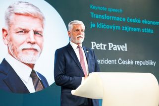 Prezident Petr Pavel jde proti většině Čechů. Je tady ale důvod, proč ho většina Čechů právě proto podporuje