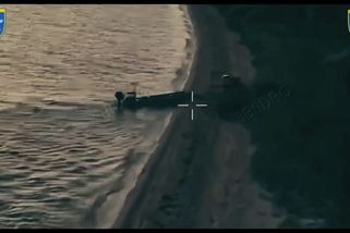 První robotické vylodění na světě. Ukrajinci vysadili na Kinburnskou kosu pozemní dron - Novinky