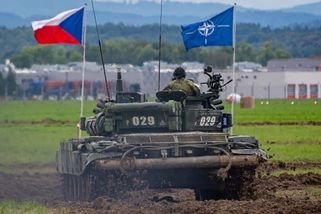 Naivita po odchodu z armády: Mnoho Čechů netuší, že je stát legálně povolá zpět