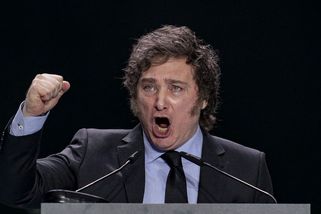Zadlužujete zemi, nedostanete plat. Argentinský prezident přichází s bičem na politiky - Novinky