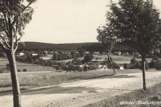 Slavnost, která se konala až po 80 letech. Zaniklá sudetská vesnice ožila festivalem - Seznam Zprávy