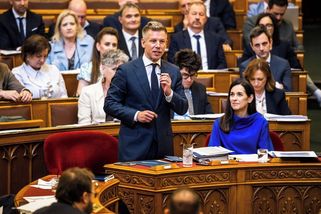 Magyar rozebírá Orbánův systém. Stopl obří zakázku pro oligarchu - Seznam Zprávy