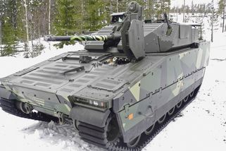 Švédové už vyrábí obrněnce CV90 pro českou armádu - Novinky