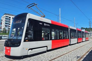 Praha zavádí zlevněné jízdné pro lidi v hmotné nouzi. Měsíční kupón vyjde na 165 Kč - Novinky