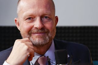 Šéf sportovní agentury létal za erár na drahé cesty do exotiky - Novinky