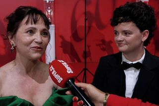 Šaty jí obepnuly a zdůraznily křivky! Alena Mihulová vypadá fantasticky a dokazuje, že věk je jen číslo