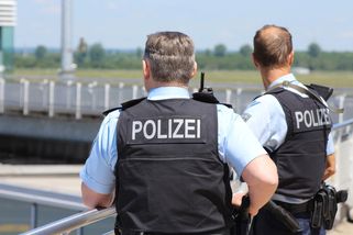 Němci začali přísně kontrolovat hranice: Nestačí český řidičák, pokuta je i 30 000 Kč