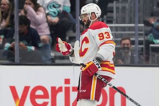 Konec v zámoří. Český snajpr podepsal smlouvu v KHL - Sport.cz
