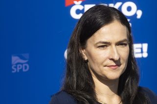 Politika, nebo teleshopping? Poslankyně Šichtařová láká na nákup zlata a knih - Seznam Zprávy