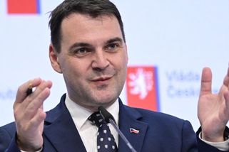 Okamura a Macinka, učitelé diplomacie