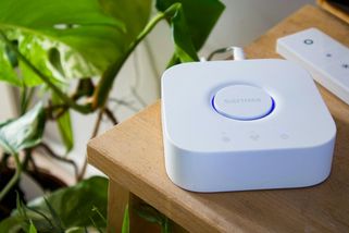 Wi-Fi router běží v noci zbytečně. Vypněte ho, získáte bonus