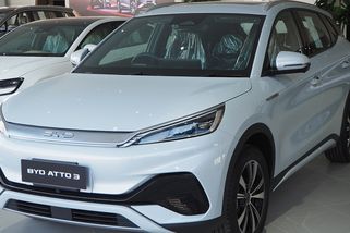 Nabití z 10 na 97 % za 9 minut: BYD ukázal elektromobil, který odstraňuje největší argument proti elektřině. V Číně stojí od 380 000 Kč