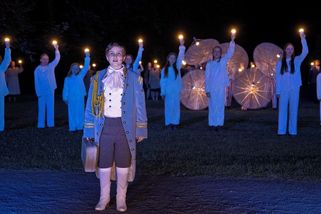 Na otáčivém hledišti uvedou Malého prince. Titulní roli zazpívají tři chlapci - Seznam Zprávy