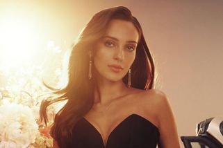 Jsem neskutečně šokovaný! Charlotte Gott pustila fanoušky do zákulisí sexy focení, ti nevěří vlastním očím - Super.cz