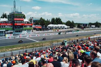 Dopravní manévry a pořádné horko. Brno se chystá na motorkářský víkend s Grand Prix - Novinky