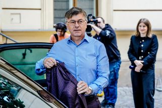 Česká televize před 5 minutami oznámila mimořádnou změnu. V pondělí zasáhne 17 oblíbených pořadů
