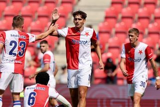Slavia rozstřílela Slovácko, dvakrát se trefili Chytil i letní posila. Utkání nabídlo dvě vyloučení