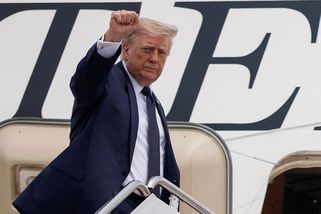 Trump vyčítá Kanadě šíření kouře z požárů do USA. Promítneme to do cel, řekl - Seznam Zprávy