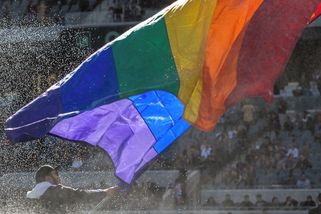 MS fotbal | Dusno kolem duhových vlajek LGBT. Fotbalisté na MS hrozí protestem při zápase - Sport.cz