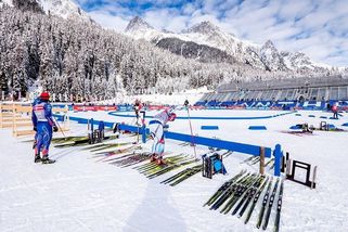 Pohroma pro biatlon. Arénu, kde se rodily i české medaile, ničil živel - Sport.cz
