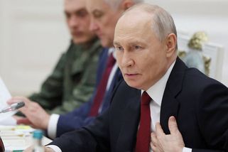 Putin připustil, že ukrajinské útoky poškozují ruskou ekonomiku - Novinky
