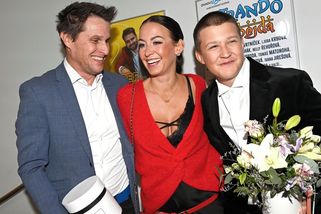 Syn Agáty Hanychové slaví 15: Archivní fotky z porodnice a účet ze slavného baru. Zapít Kryšpína stálo pořádný balík! - Super.cz